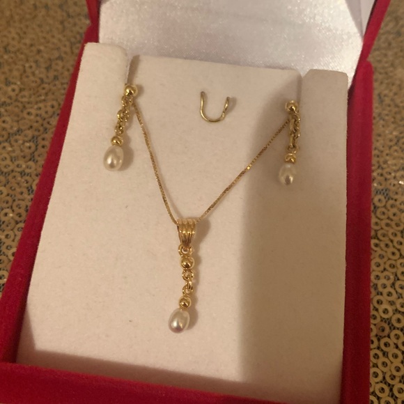 New 22 Carat Gold Necklace Set with Pearls - Picture 3 of 3